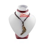 Collier Cuir MARRON Réglable Avec Pendentif Pistolet Bonze - Unisex au meilleur prix au Maroc