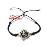 Bracelet Fil Noir Avec Pendentif Fleur Argenté Charm - Réglable au meilleur prix au Maroc