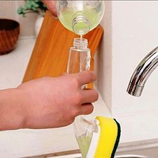 Brosse de Cuisine avec eponge avec poignee de distributeur de savon liquide avec 3 brosse rechargeable au meilleur prix au Maroc