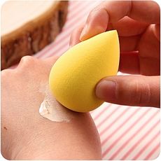 As Seen On TV Eponge pour l'application de fonds de teint fluides et coules au meilleur prix au Maroc