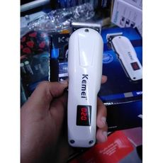 Tondeuse Rechargeable Professionnelle Rasage des Cheveux Barbe Moustache au meilleur prix au Maroc