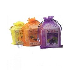 3 Savons Différents Arômes plus Pack Lingettes au meilleur prix au Maroc