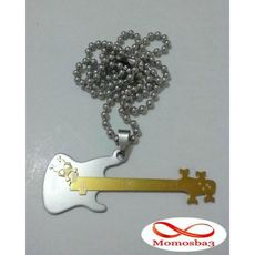 Chaine Avec Pendentif Guitar Argenté + DORE Acier Inoxydable au meilleur prix au Maroc
