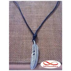 Collier Cuir Noir Réglable Avec Pendentif Plume - Unisex au meilleur prix au Maroc