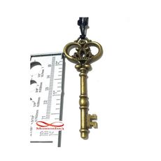 Collier Grande Clé Unisex Fil Réglable au meilleur prix au Maroc