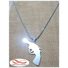 Chaine avec Pendentif Pistolet Argenté En Acier Inoxydable au meilleur prix au Maroc