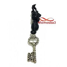 Collier Fil Noir Réglable Avec Pendentif Clé Noir Argenté - Unisex au meilleur prix au Maroc