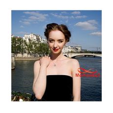 Collier DORE Pendentif Coeur Avec Pierres Cristal vert au meilleur prix au Maroc