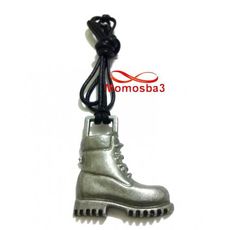 Collier Fil Noir Réglable Avec Pendentif Botte Militaire BRONZE Argenté - Unisex au meilleur prix au Maroc