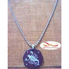 Chaine Avec Pendentif Scorpion En Acier Inoxydable Et Bois au meilleur prix au Maroc