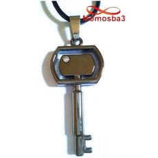 Collier Fil Noir Et Pendentif Clé En Acier Inoxydable - Unisex au meilleur prix au Maroc