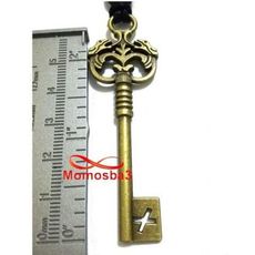 Collier Fil Noir Réglable Avec Pendentif Clé BRONZE - Unisex au meilleur prix au Maroc