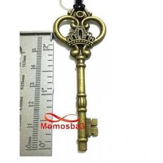 Collier Grande Clé BRONZE Avec Fil Réglable - Unisex au meilleur prix au Maroc