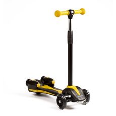 Magic Scooter Jaune - Trottinette pour enfant - Effets sonores et vapeurs d'eau en couleurs au meilleur prix au Maroc