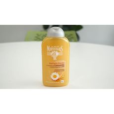 LE PETIT MARSEILLAIS - SHAMPOOING REFLETS DORÉS À L'EXTRAIT DE CAMOMILLE ET HUILE DE GERME DE BLÉ - 250ML au meilleur prix au Maroc