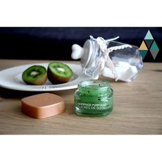 L’Oréal Sucres de Soin Gommage purifiant 3 sucres fins + pépins kiwi 50 ml au meilleur prix au Maroc