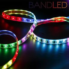 Bande LED Multicolore BandLed pour Intérieurs et Extérieurs (5 m   60 LED) au meilleur prix au Maroc