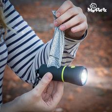 Lampe Torche avec Porte-sac Ramasse Crottes MyPet Poop Lantern au meilleur prix au Maroc