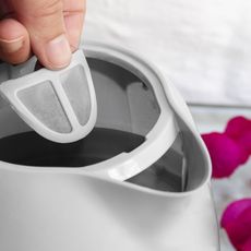 Bouilloire Cecotec ThermoSense 120 1100W 1 L au meilleur prix au Maroc