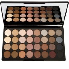 Palettes  Fards à paupiéres Makeup Revolution Beyond Flawless au meilleur prix au Maroc