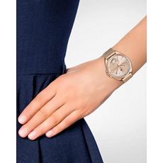 Tommy Hilfiger Montre Ava 1781756 - Doré au meilleur prix au Maroc