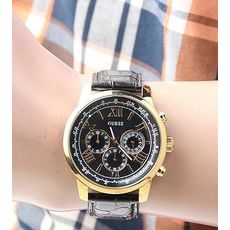 Montre GUESS W0380G7 pour Hommes au meilleur prix au Maroc