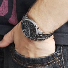 Montre GUESS W0379G1 pour Hommes au meilleur prix au Maroc