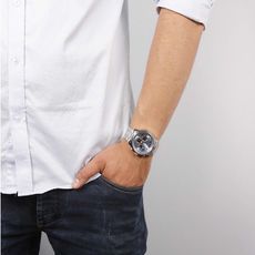 Montre GUESS W0379G6 pour Hommes au meilleur prix au Maroc