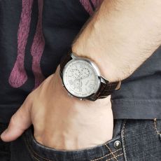 Montre GUESS W0380G2 pour Hommes au meilleur prix au Maroc