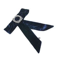 Broche Cravate Alina au meilleur prix au Maroc