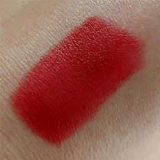 Revolution Makeup Revolution Iconic Pro Lipstick Propoganda Matte au meilleur prix au Maroc