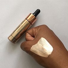 Makeup Revolution Liquid Highlighter Champagne au meilleur prix au Maroc