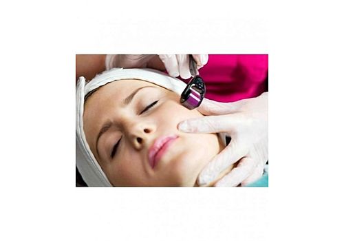 Derma Roller Système Pour Visage Accélère Le Renouvellement Cellulaire 0.5mm au meilleur prix au Maroc