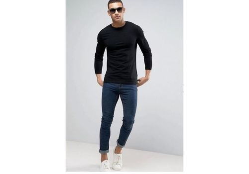 T-SHIRT COL ROND MANCHES LONGUES NOIR au meilleur prix au Maroc