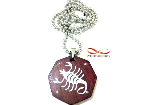 Chaine Avec Pendentif Scorpion En Acier Inoxydable au meilleur prix au Maroc