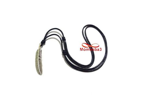 Collier Fil Noir Réglable Avec Pendentif Plume A la Mode - Unisex au meilleur prix au Maroc