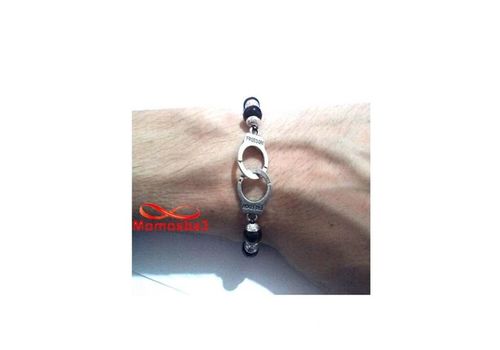 Agate Verre Noir 8mm Avec Pendentif Menotte Argent Charm - Fil Réglable au meilleur prix au Maroc