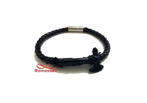 Bracelet Cuir Avec Pendentif Cleaver Noir Et Fermoir En Acier Inoxydable au meilleur prix au Maroc