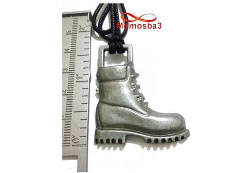 Collier Fil Noir Réglable Avec Pendentif Botte Militaire BRONZE Argenté - Unisex au meilleur prix au Maroc