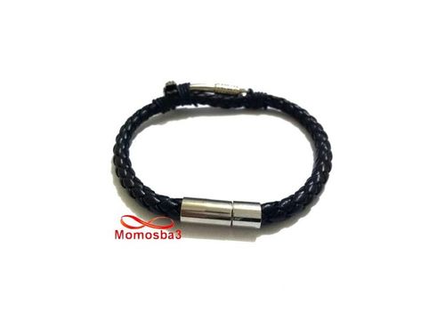 Bracelet Cuir Avec Pendentif Cleaver Argenté Et Fermoir En Acier Inoxydable au meilleur prix au Maroc
