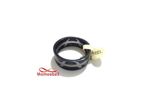 Bague En Acier Inoxydable Noir Argenté Taille (22) au meilleur prix au Maroc