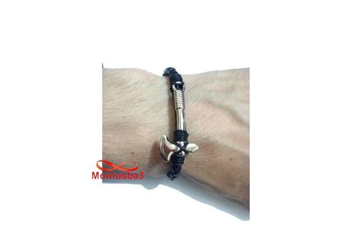 Bracelet Cuir Avec Pendentif Cleaver Argenté Et Fermoir En Acier Inoxydable au meilleur prix au Maroc