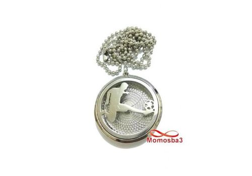 Chaine Collier Avec Pendentif Football Fermoir Magnetique - Acier Inoxydable au meilleur prix au Maroc