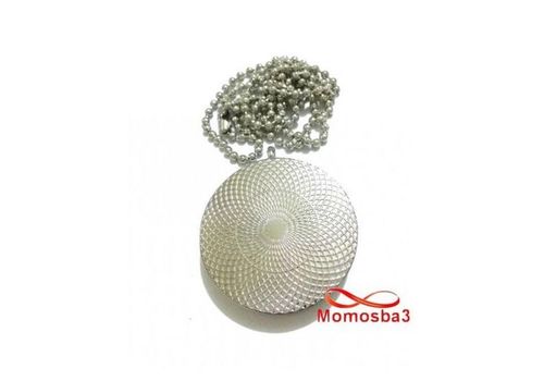 Chaine Collier Avec Pendentif Football Fermoir Magnetique - Acier Inoxydable au meilleur prix au Maroc