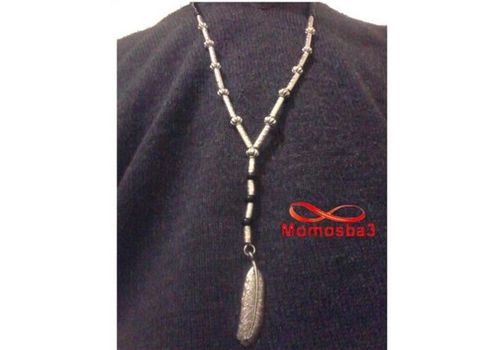Collier Verre et Fil Artisanat Avec Pendentif Plume - Unisex au meilleur prix au Maroc