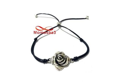 Bracelet Fil Noir Avec Pendentif Fleur Argenté Charm - Réglable au meilleur prix au Maroc