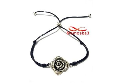 Bracelet Fil Noir Avec Pendentif Fleur Argenté Charm - Réglable au meilleur prix au Maroc