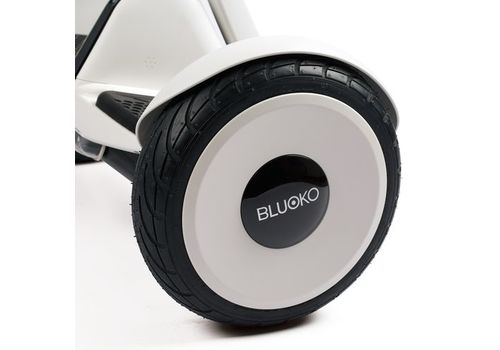 Segway MiniPro Blanc - Application mobile,Télécommande, Bluetooth et Haut parleurs au meilleur prix au Maroc