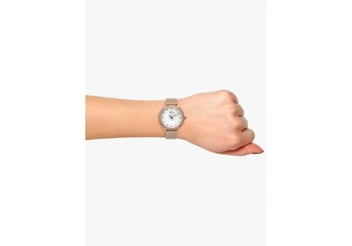 Montre GUESS W0647L2 pour Femmes au meilleur prix au Maroc