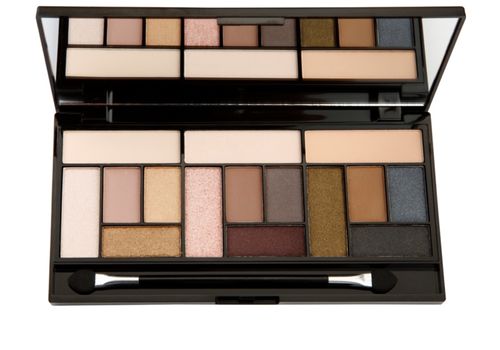 Palette Fards à paupiéres Makeup revolution pro looks stripped & bare au meilleur prix au Maroc